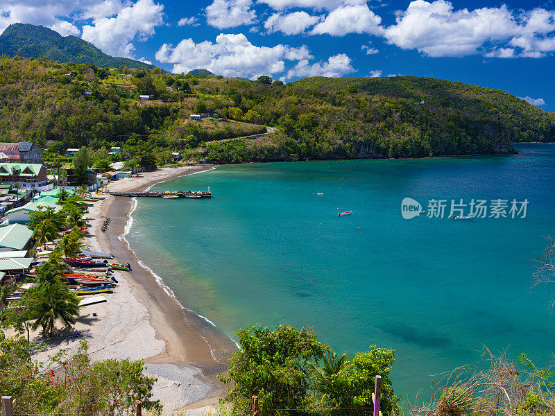 Anse La Raye(俯瞰渔村)